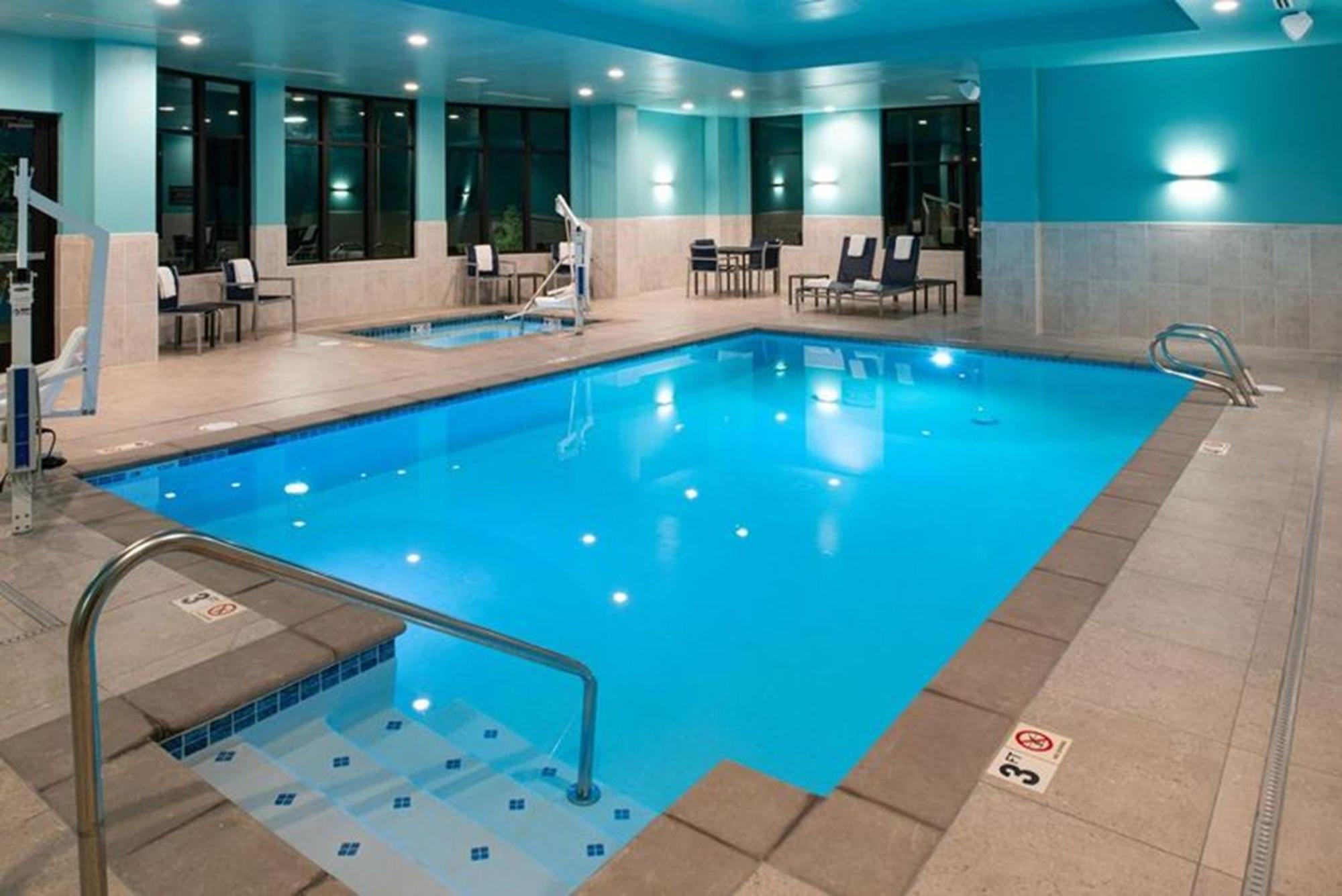Hilton Garden Inn Seattle Lynnwood, Wa Exteriör bild
